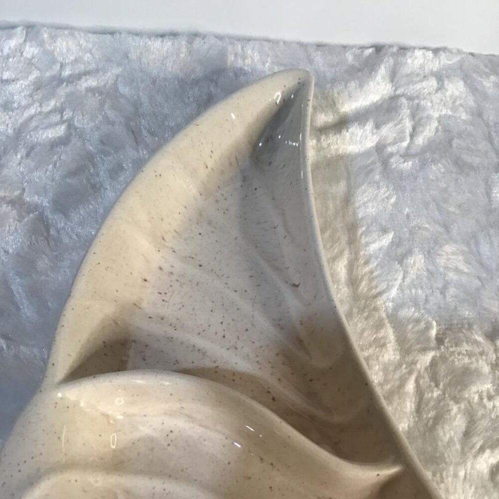 VTG Speckled Pottery Leaf Shaped Divided Charcuterie Serving Dish - 11" x 7" USA - Picture 6 of 12